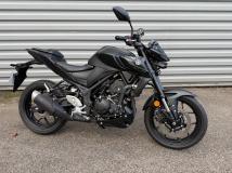 YAMAHA MT03 